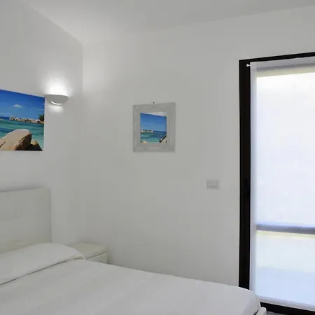 Bilocale Mimosa 80 M Dalla بيت للعطل *