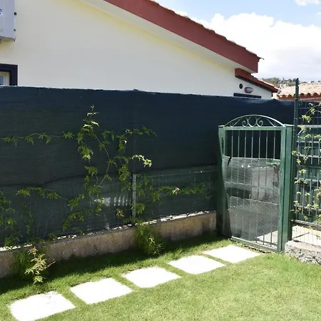 펜션 Bilocale Mimosa 80 M Dalla